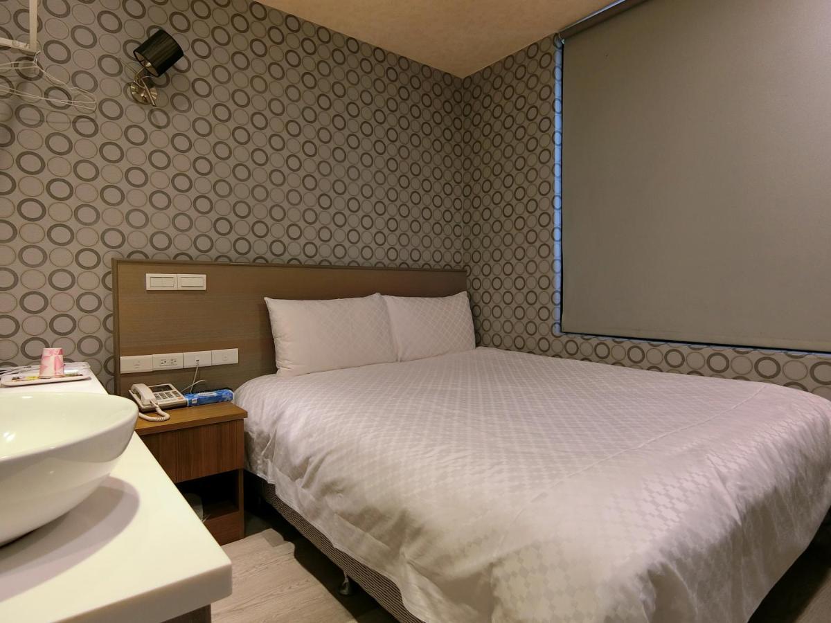 Taiwan Seven Days Boutique Hotel Taipeh Exterior foto